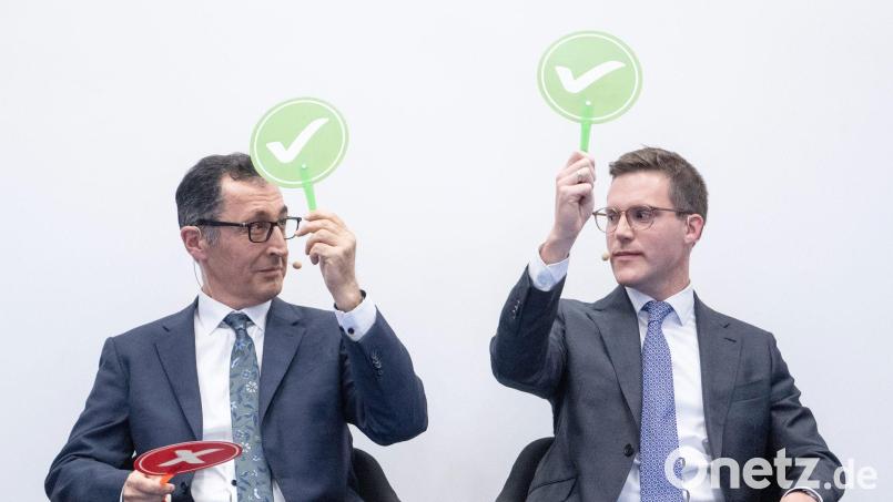 Grünes Licht für Verhandlungen: Grünen-Politiker Cem Özdemir hat die CDU von Manuel Hagel zu offiziellen Gesprächen über eine Regierungszusammenarbeit eingeladen. (Archivbild) Bild: Marijan Murat/dpa