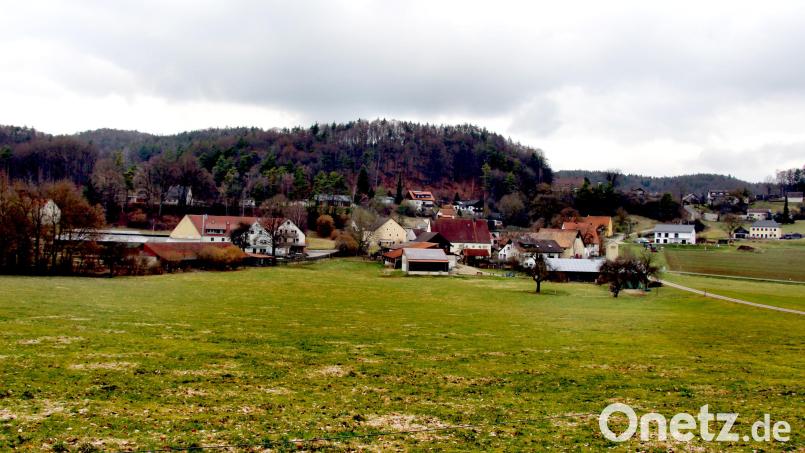 In Schmidtstadt steht die Erneuerung der Gemeindeverbindungsstraße an. Diese Maßnahme nutzt der Zweckverband, um seine veralteten Wasserleitungsrohre durch neue zu ersetzen. Bild: ds