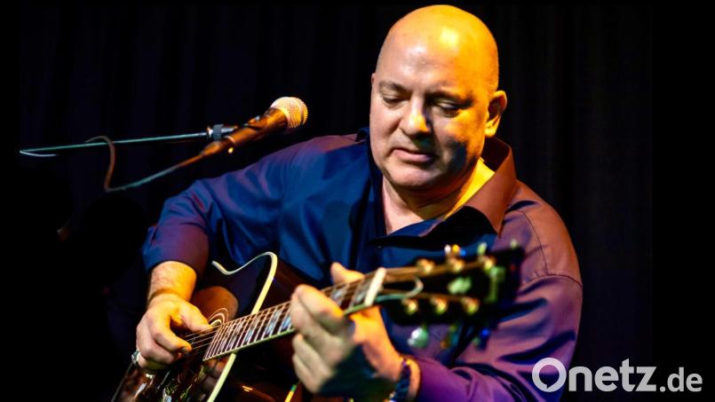Der Bluesgitarrist Marty Hall kommt ins Kunsthaus Waldsassen. Bild: Marty Hall/exb