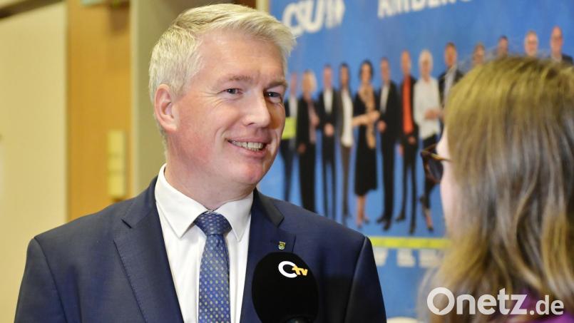 Nach dem ersten Wahlgang am 8. März hatte Stefan Ott noch ganz gute Laune. Die dürfte ihm jetzt vergangen sein. Bild: Hubert Ziegler