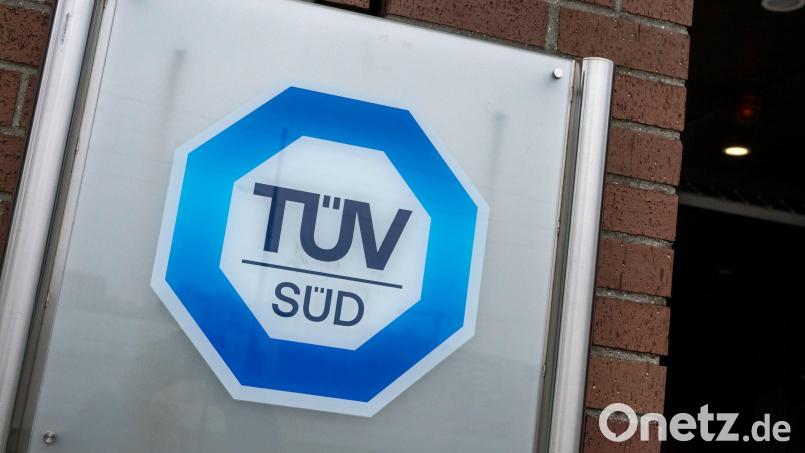 Der TÜV Süd will weiter wachsen - beim Umsatz und bei der Mitarbeiterzahl. (Archivbild) Bild: Peter Kneffel/dpa