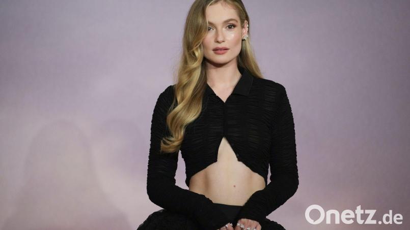 Um sie geht es vor allem in Staffel 5: Hannah Dodd verkörpert Francesca. (Archivbild) Bild: Christophe Ena/AP/dpa