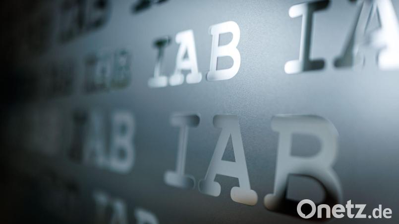 Die Konjunktur in Deutschland kommt einer Prognose des IAB zufolge nur schwer voran. (Symbolbild) Bild: Daniel Karmann/dpa