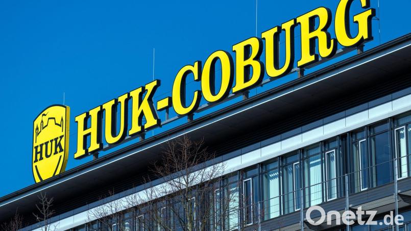 Die HUK-Coburg erwartet steigende Preise in der Kfz-Versicherung. (Archivbild) Bild: Pia Bayer/dpa