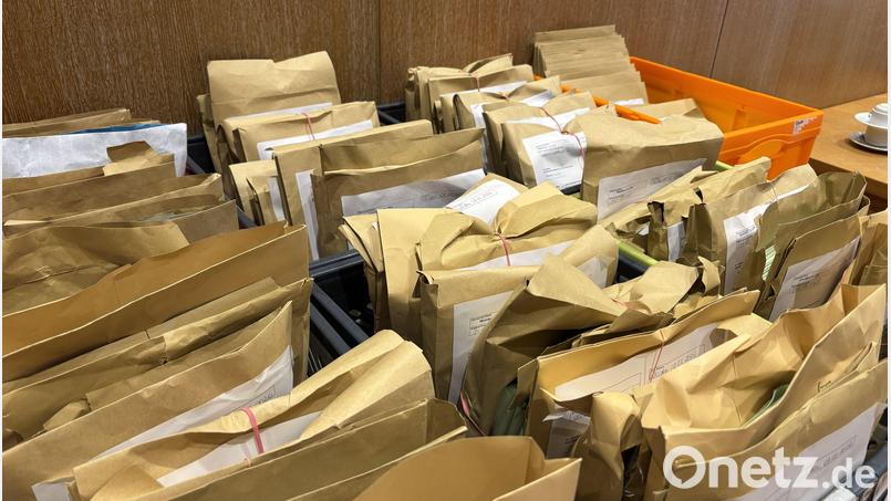 Der Wahlausschuss der Stadt Weiden bestätigte die Ergebnisse der Kommunalwahl 2026. Bild: mcl