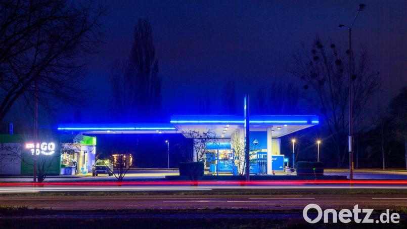 Die Spritpreise sind den zweiten Tag in Folge gesunken. Bild: Klaus-Dietmar Gabbert/dpa