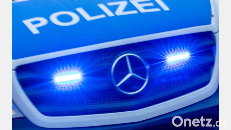 Ein plötzlicher Eisregen hat auf der A9 für eine Unfallserie gesorgt. (Symbolbild) Bild: Jens Büttner/dpa