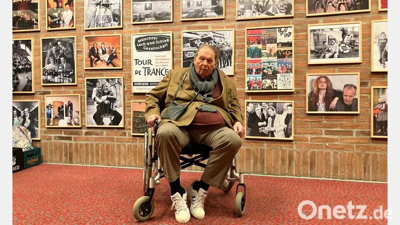 Schauspiel Ottfried Fischer hat mit Hilfe einer Abnehmspritze eigenen Angaben nach noch einmal 30 Kilogramm abgenommen. (Archivbild) Bild: Britta Schultejans/dpa