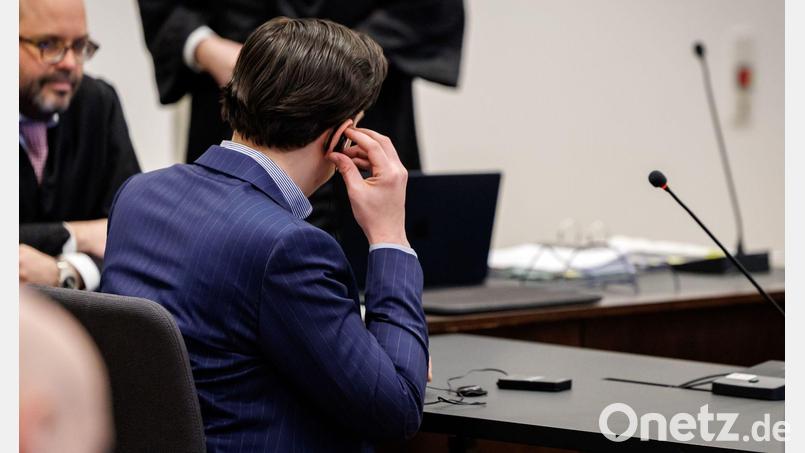 Nach Todesschüssen auf einer Hochzeit hat die Verteidigung des Angeklagten Revision gegen das Mordurteil des Landgerichts Nürnberg-Fürth eingelegt. Bild: Daniel Karmann/dpa