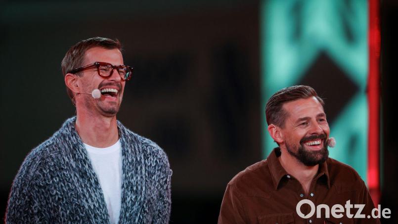 Joko und Klaas starten bald wieder mit neuen Folgen von „Ein sehr gutes Quiz (mit hoher Gewinnsumme)“. (Archivbild) Bild: Christoph Reichwein/dpa