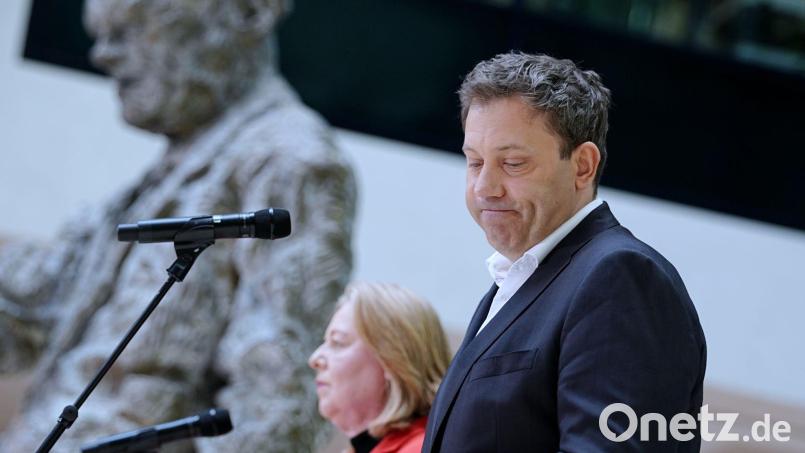 Bärbel Bas und Lars Klingbeil (beide SPD) im Willy-Brandt-Haus in Berlin. (Archivbild) Bild: Kay Nietfeld/dpa