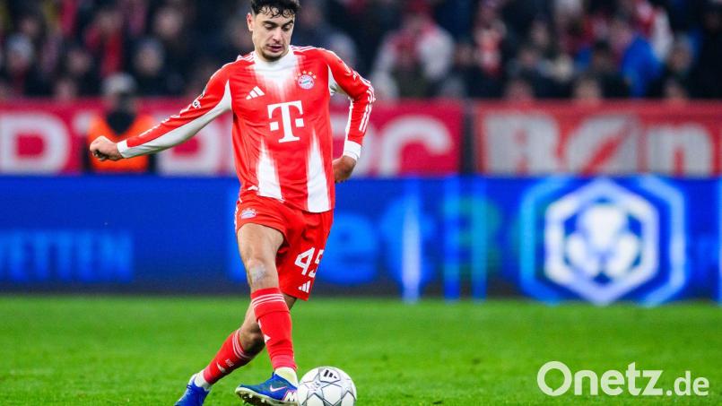 Aleksandar Pavlović trainiert wieder beim FC Bayern. (Archivbild) Bild: Tom Weller/dpa