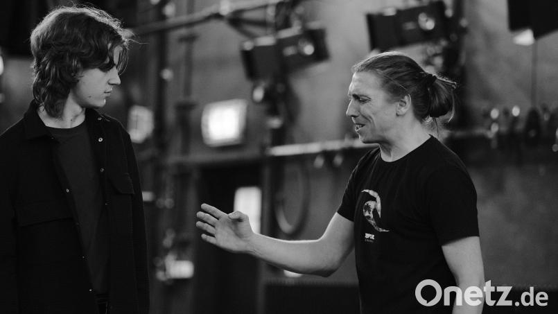 Das AMsemble (hier ein aktuelles Probenfoto) zeigt Thomas Freyers "Ajax" im Stadttheater Amberg. Bild: Wolfgang Schrüfer/exb