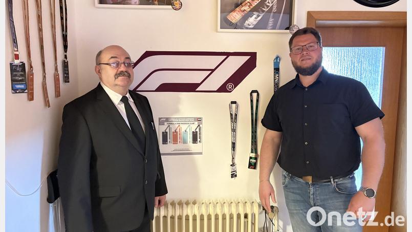 Geschäftsführer Slava Gulau (rechts) und sein Geschäftspartner Alexander Ederle (links) arbeiten mit ihrer Weidener Sicherheitsfirma EST-Service im Paddock-Club der Formel 1. Bild: Jona Lang