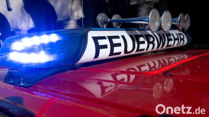 Die Feuerwehr löschte den Brand in München. (Symbolbild) Bild: Sven Hoppe/dpa