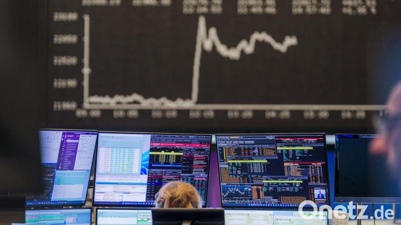 Für viele DAX-Konzerne war 2025 ein Krisenjahr. (Symbolbild) Bild: Andreas Arnold/dpa