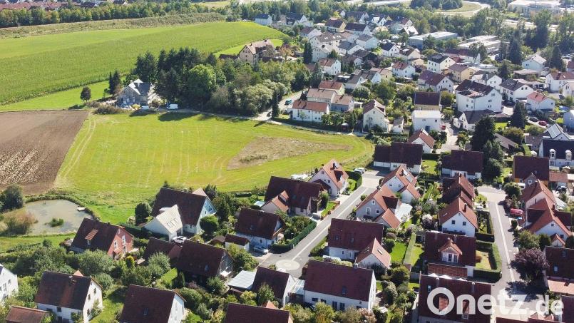 Auf diesem freien Grundstück in der Winterstraße soll das neue Kinderhaus des BRK entstehen. Archivbild: ref