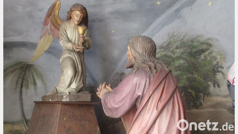 Die Darstellungen in der Ölberggrotte: Jesus wird von einem Engel gestärkt. Bild: Josef Eimer