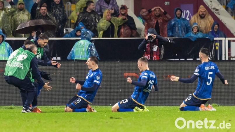 Für Kosovos Nationalelf gibt es eine Millionen-Prämie, wenn sie im Match gegen die Türkei die WM-Qualifikation schafft. (Archivbild) Bild: Salvatore Di Nolfi/KEYSTONE/dpa