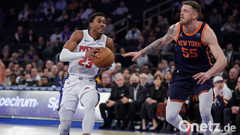 Nach dem Wechsel zu den Bulls hat Ivey (links) nur vier Partien für die Bulls absolviert. (Archivfoto) Bild: Adam Hunger/AP/dpa