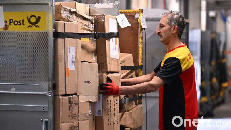 Arbeitnehmer aus Syrien spielen eine wichtige Rolle auf dem deutschen Arbeitsmarkt. (Archivbild) Bild: Martin Schutt/dpa