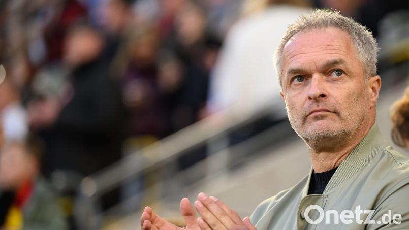 Nächstes Aufgebot für die WM-Qualifikation: Bundestrainer Christian Wück. (Archivbild) Bild: Robert Michael/dpa