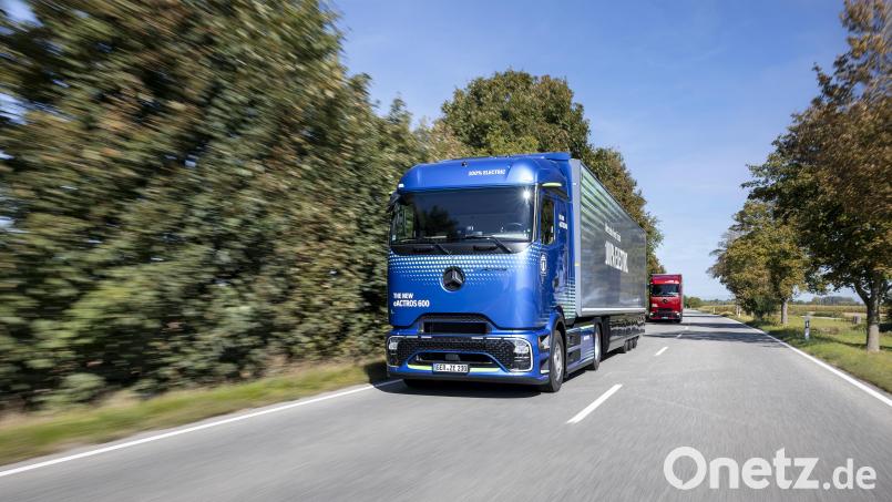 Mercedes-Benz Trucks investiert in Cheb. Ende des Jahrzehnts sollen dort 1000 neue Arbeitsplätze enstehen. Archivbild: Dirk Weyhenmeyer