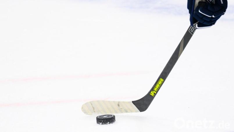 Dorfen steigt aus der Eishockey-Landesliga in die Bayernliga auf uns spielt dort künftig gegen den ERSC Amberg. Symbolbild: Tom Weller
