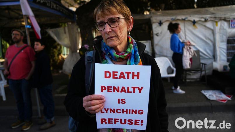 International erntete die israelische Regierung viel Kritik für das Vorhaben. Bild: Mahmoud Illean/AP/dpa