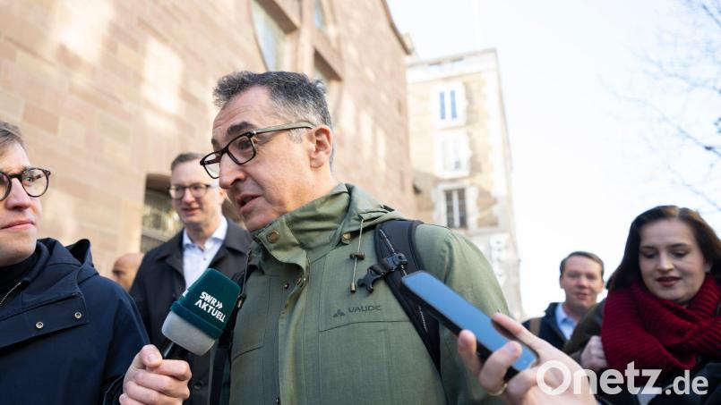 Cem Özdemir (Grüne) hat sich zum Ziel gesetzt, weiter voranzukommen. Bild: Marijan Murat/dpa