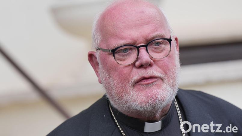 Kardinal Reinhard Marx würdigt zu Ostern die Arbeit der Einsatzkräfte. (Archivbild) Bild: Michael Kappeler/dpa