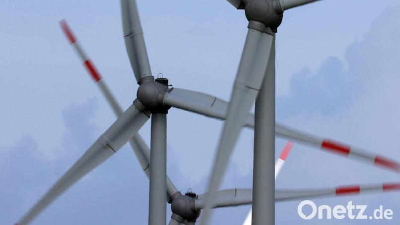 Bei den Ausschreibungen der Bundesnetzagentur für neue Windradvorhaben haben bayerische Projekte schlechte Chancen. (Symbolbild) Bild: Karl-Josef Hildenbrand/dpa