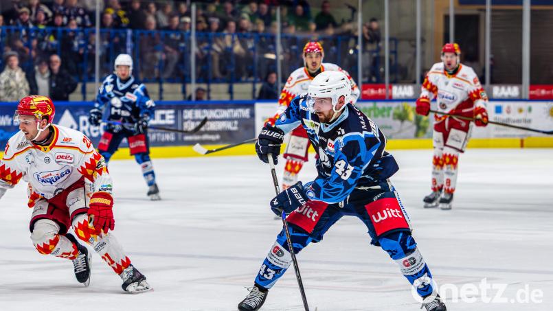 Fabian Ribnitzky war mit zwei Treffern am Samstag der Matchwinner für die Blue Devils Weiden. Bild: Elke Englmaier