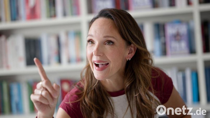 Carolin Kebekus hat Verständnis dafür, dass der Besuch des Kölner Doms künftig Eintritt kosten soll. (Archivbild) Bild: Henning Kaiser/dpa