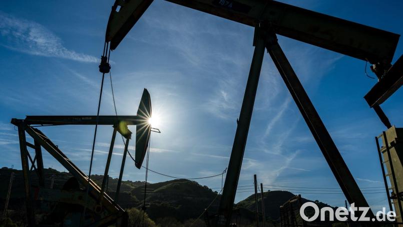 Ölpreise klettern weiter (Archivbild). Bild: Nic Coury/AP/dpa