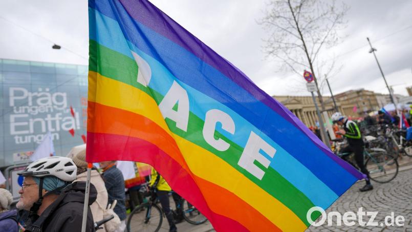 Insgesamt gab es in mehr als 100 Orten bundesweit Demonstrationen. Bild: Enrique Kaczor/dpa