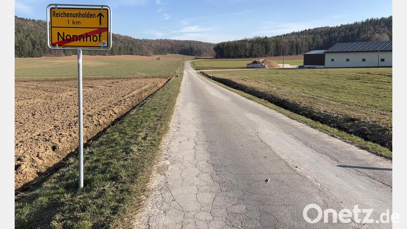 Desaströser Zustand, aber wohl erst 2027/2028 zu beheben: Die Sanierung von Gemeindestraßen muss noch warten im Birgland. Das ergab das aktuelle Haushaltskonsolidierungskonzept. Bild: ge