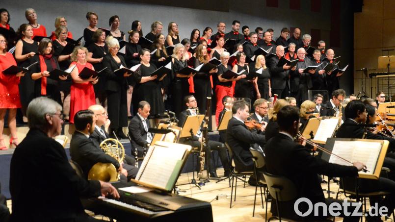 Singing Witt gibt im 15. Jahre seines Bestehens vier Benefizkonzerte. Archivbild: Helmut Kunz