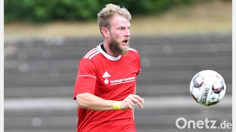 Nico Neidhardt war bei der SpVgg Vohenstrauß über ein Jahrzehnt lang ein Leistungsträger im Mittelfeld. Der heute 40-Jährige kehrt zur Saison 2026/27 als Cheftrainer an seine alte Wirkungsstätte zurück. Bild: A. Schwarzmeier
