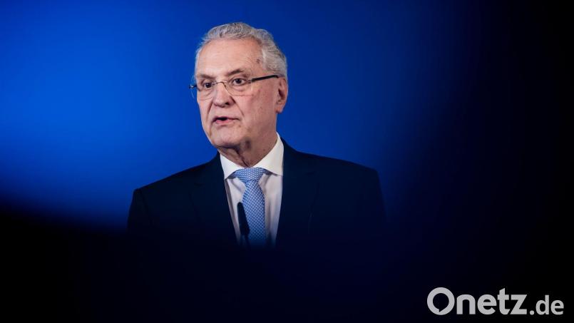 Schwarzfahren entkriminalisieren? Bayerns Innenminister bremst. (Archivbild) Bild: Christoph Soeder/dpa