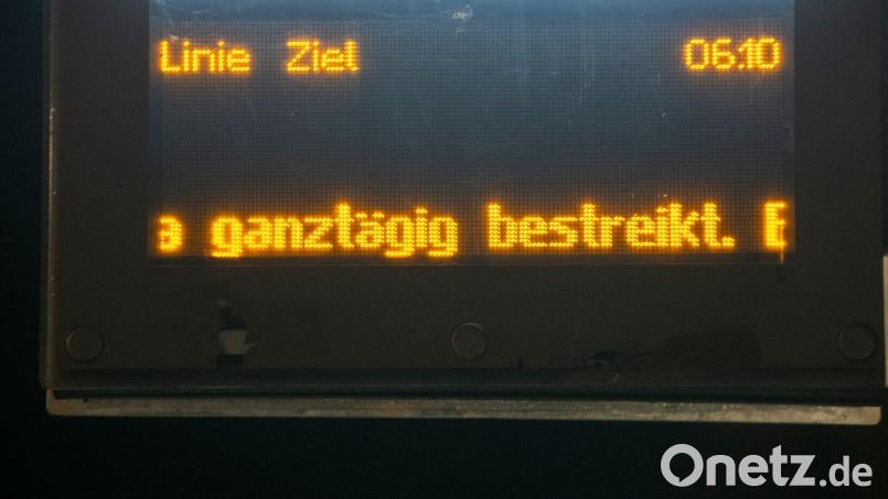 Nach Augsburg wird nun der öffentliche Nahverkehr in Nürnberg und Landshut bestreikt. (Archivbild) Bild: Stefan Puchner/dpa
