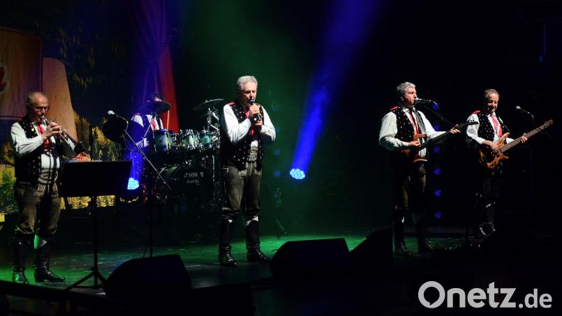 Kastelruther-Spatzen-Sänger Norbert Rier präsentierte sich nach seiner Herz-OP wieder fit. Bild: Helmut Kunz