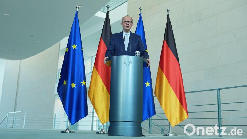 Der Weg zum Frieden im Iran ist kein einfacher, betont Kanzler Friedrich Merz. Bild: Michael Kappeler/dpa