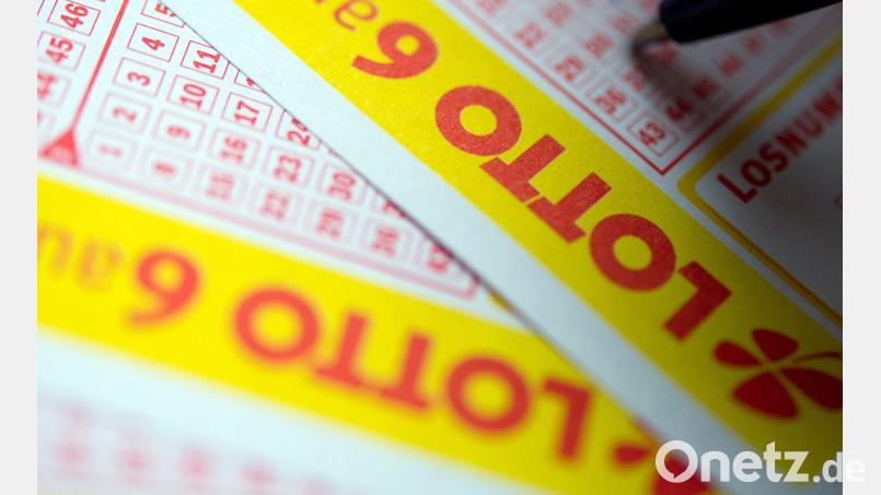 Ein Spieler aus der Oberpfalz hat mit einem Systemschein über eine Million Euro gewonnen. (Symbolbild) Bild: Inga Kjer/dpa
