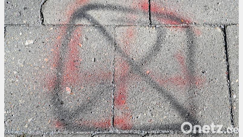 Extremistische Vorfälle gibt es auch an Schulen. Nur keine schnelle Statistik dazu. (Symbolbild) Bild: Patrick Pleul/dpa