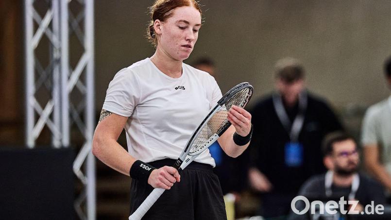Weil Ella Seidel ihr Einzel verlor, könnten Deutschlands Tennis-Frauen im Billie Jean King Cup nochmals absteigen. (Archivbild) Bild: Mathias Schulz/dpa