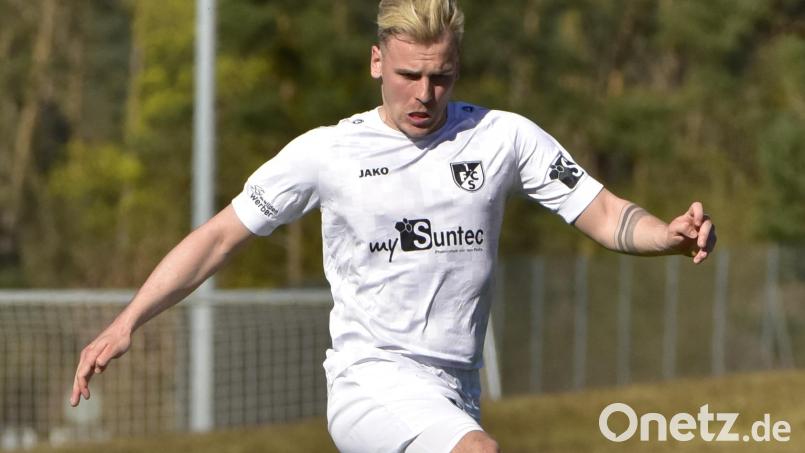 Timon Porcher erzielte den zwischenzeitlichen Ausgleich für den 1. FC Schwarzenfeld. Bild: Hans Mark