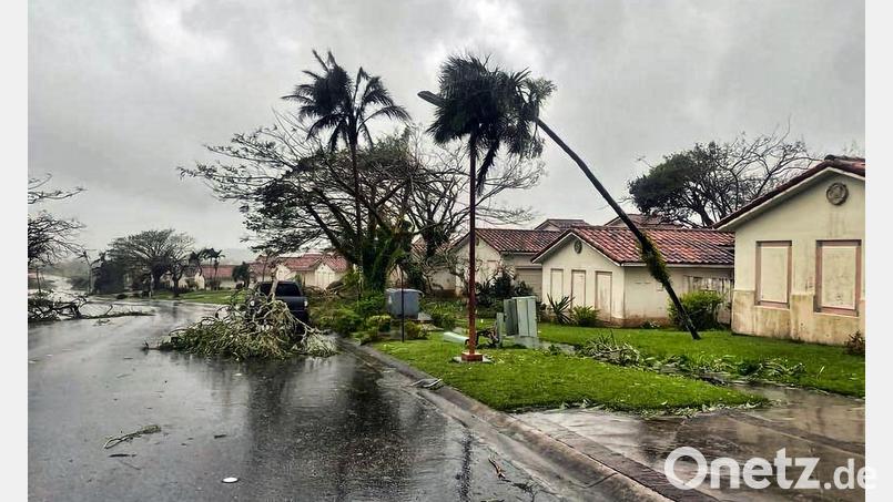 „Sinlaku“ gilt mittlerweile als Supertaifun. Damit ist ein besonders starker und gefährlicher Sturm gemeint. (Archivbild) Bild: Adam Brown/U.S. Coast Guard via AP/dpa