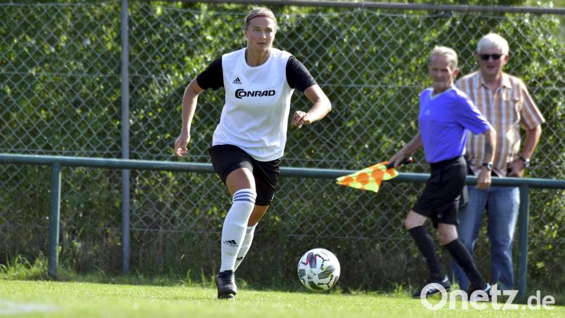 Susanne Stich vom TSV Theuern brachte ihre Farben gegen den 1. FC Nürnberg II früh in Führung, für einen Sieg reichte der Treffer beim 1:2 allerdings nicht aus. Bild: Hubert Ziegler