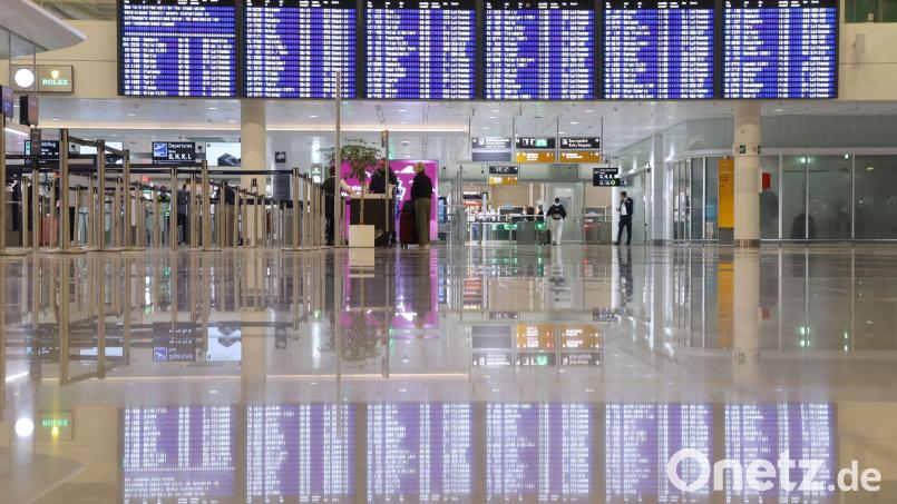 Nicht viel los in der Abflughalle des Terminal 2. Bild: Karl-Josef Hildenbrand/dpa